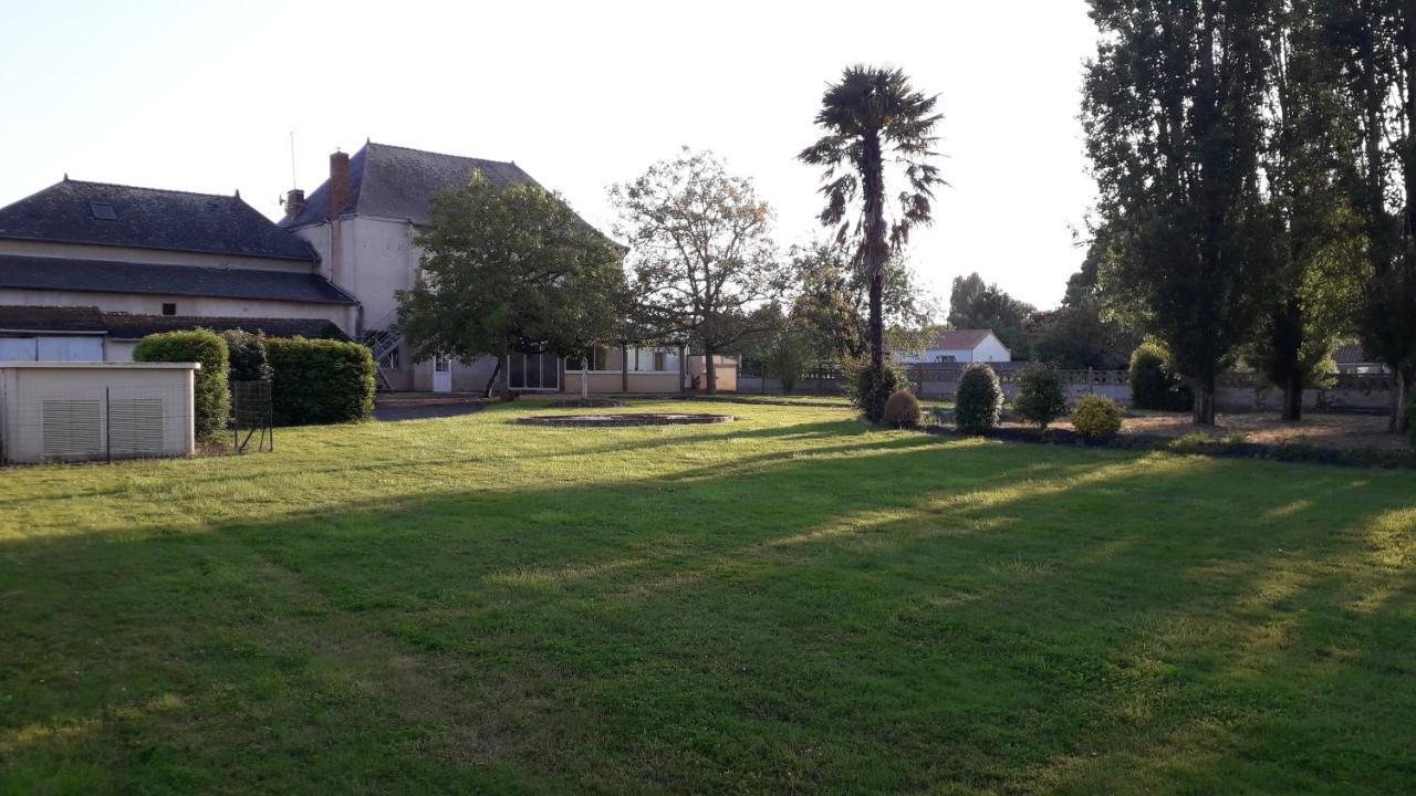 L'Entracte Ξενοδοχείο Saint-Paul-du-Bois Εξωτερικό φωτογραφία